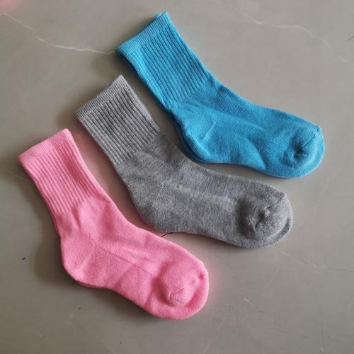 权蕊针织品销售中心是儿童袜,宝宝袜,婴儿袜,运动袜,毛圈袜,船袜,短